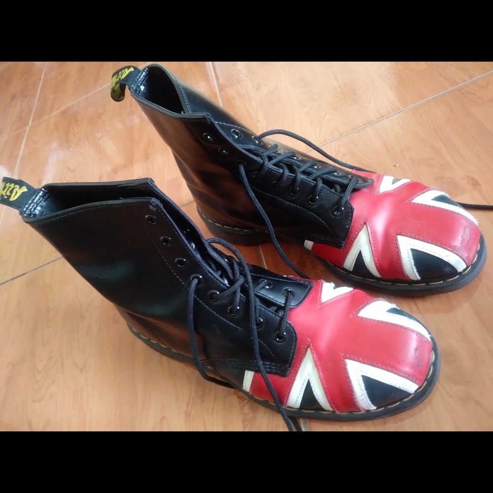 🇬🇧 Doc Martens Union Jack 8-Eye Boot 🇬🇧